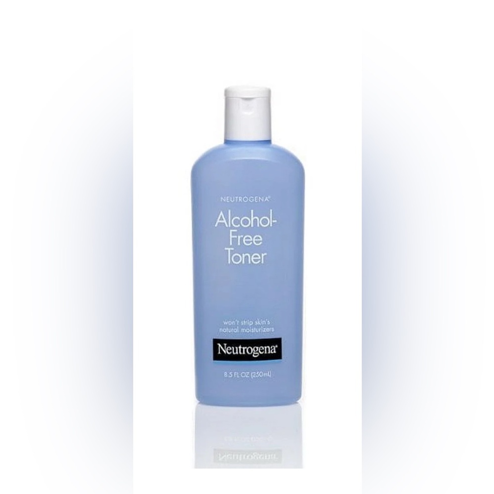 Neutrogena Alcohol-Free Toner in Light Blue